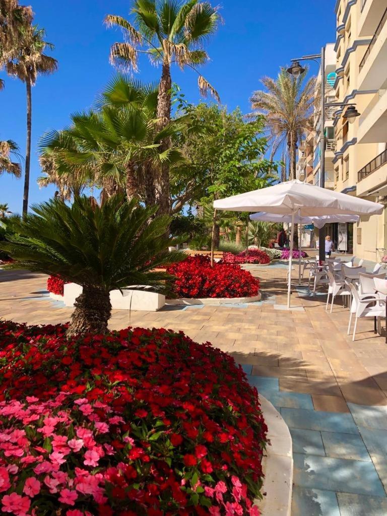 La Rada Beach Estepona Centro Esterno foto
